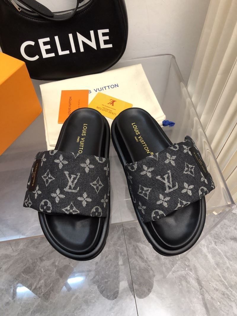 Louis Vuitton Slippers